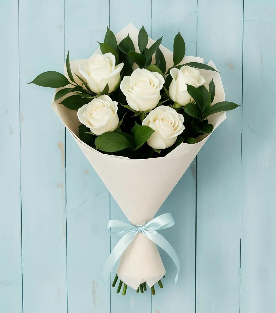 Букет цветов из: Розы в Павлово Ленинградской области