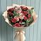 Букет цветов из: Гвоздики и Розы в Павлово Ленинградской области