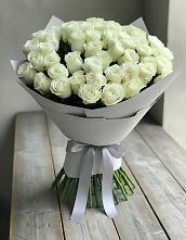 Букет 35 Белых роз в Павлово Ленинградской области