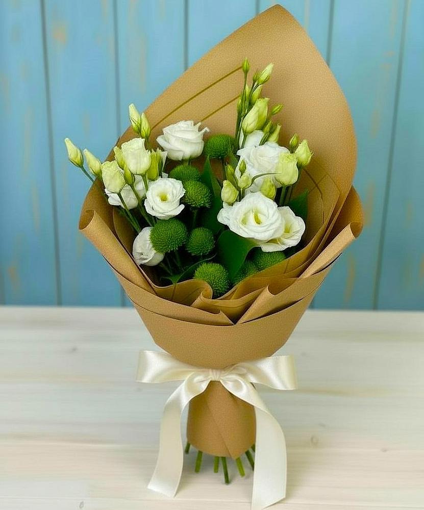 Букет цветов из: Хризантемы и Лизиантусы в Павлово Ленинградской области