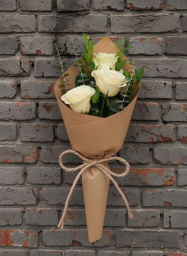 Букет цветов из: Розы в Павлово Ленинградской области