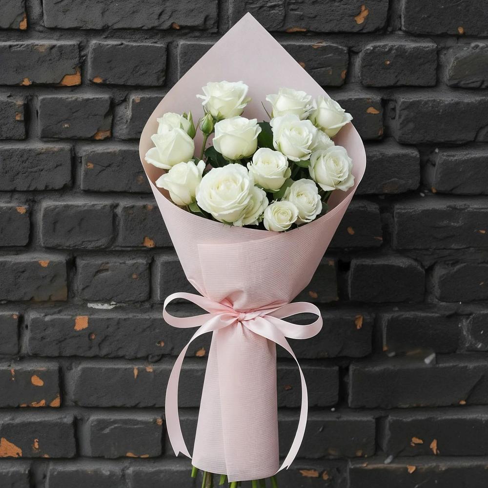 Букет цветов из: Розы в Павлово Ленинградской области