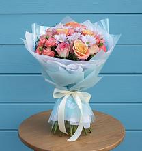 Букет цветов из:  Хризантемы и Розы в Павлово Ленинградской области